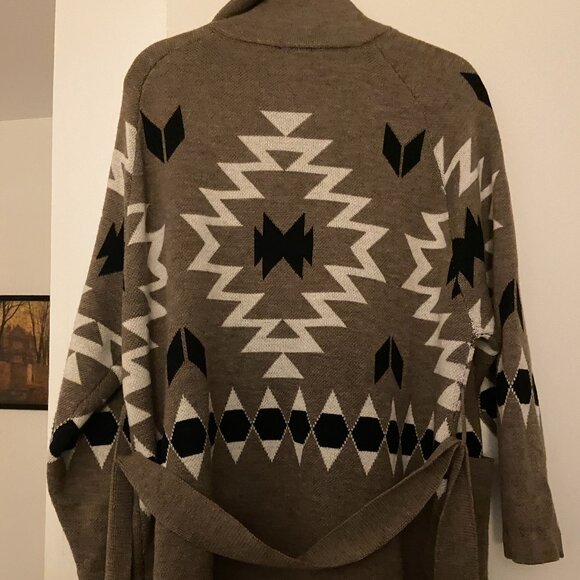 We Norwegians woman's Háldi tan brown wool cardigan sweater w/ belt sz medium - Picture 3 of 5